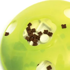 Cat play treat spinner