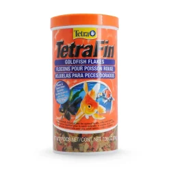 Food in flakes for goldfish and koi