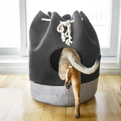 Pet Hideout