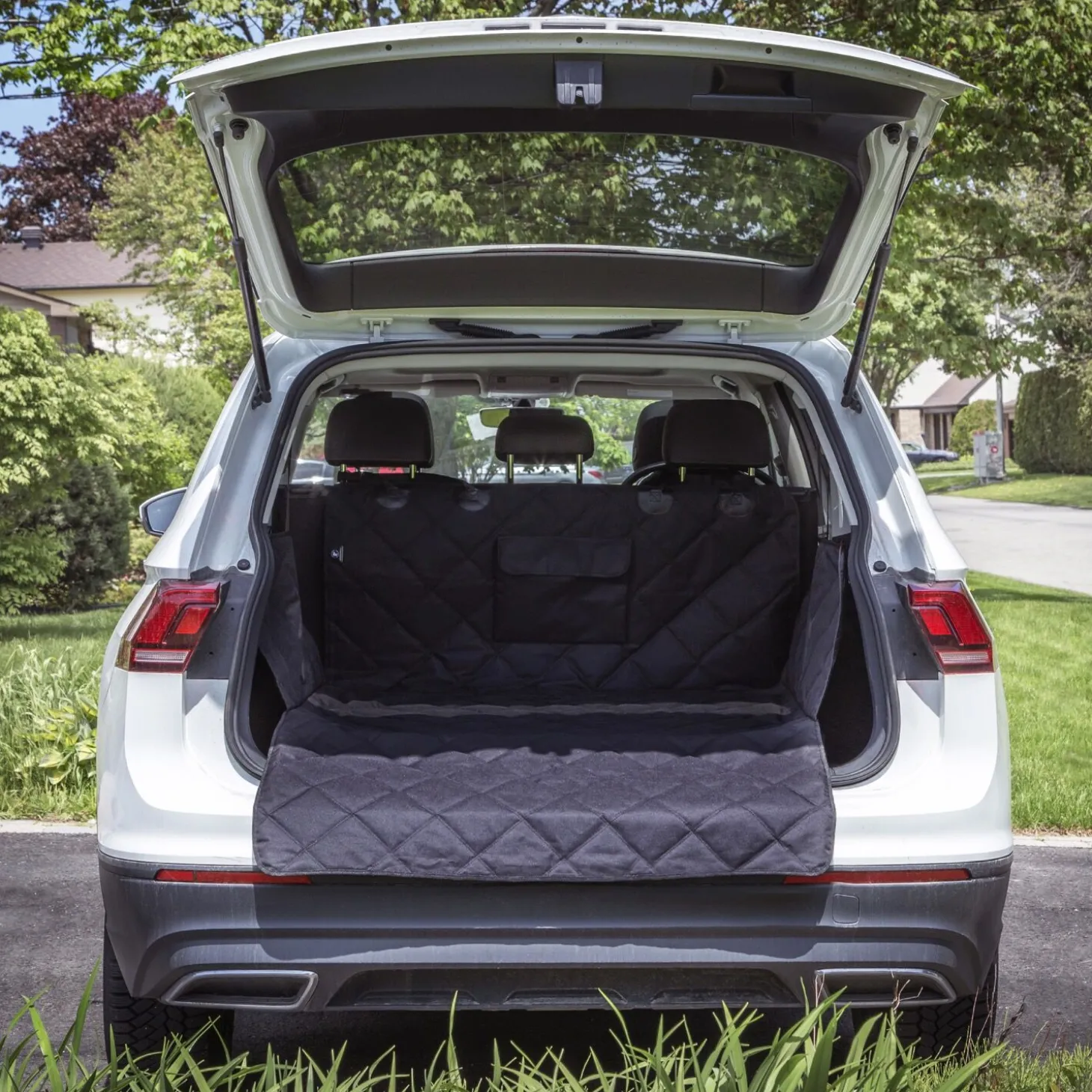 Protective Cover for Cargo Space