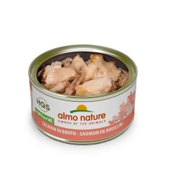 Salmon in broth for adult cats