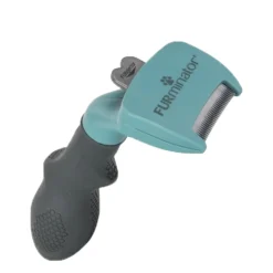 Undercoat deshedding tool for cat with short hair