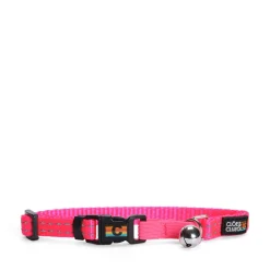 Vibrant pink reflective cat collar