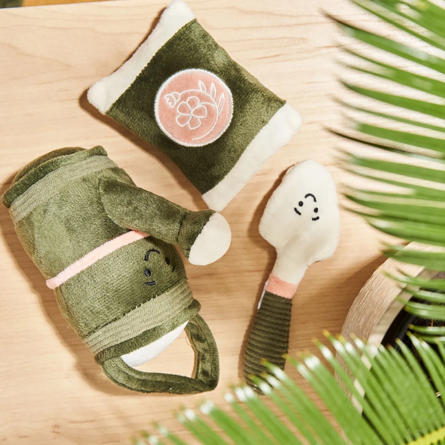 Watering Can Plush Toy for Dogs